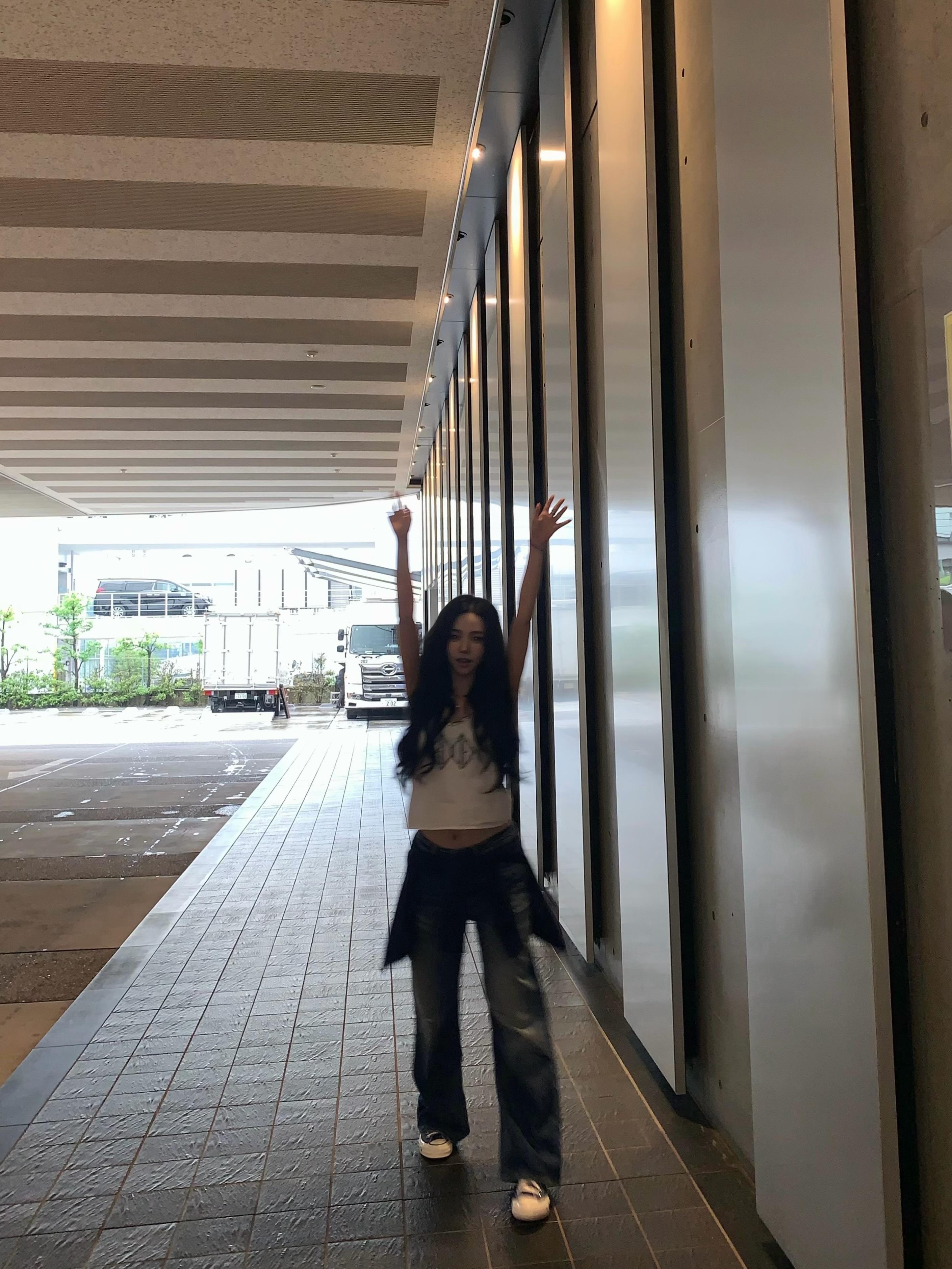 Karina柳智敏INS更新🤍🍃