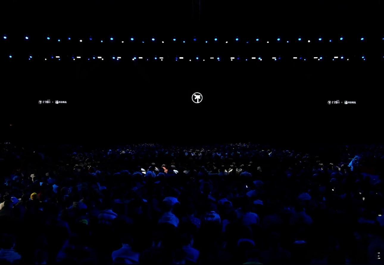 七年了，「重新定义七点」，依旧是保留节目。