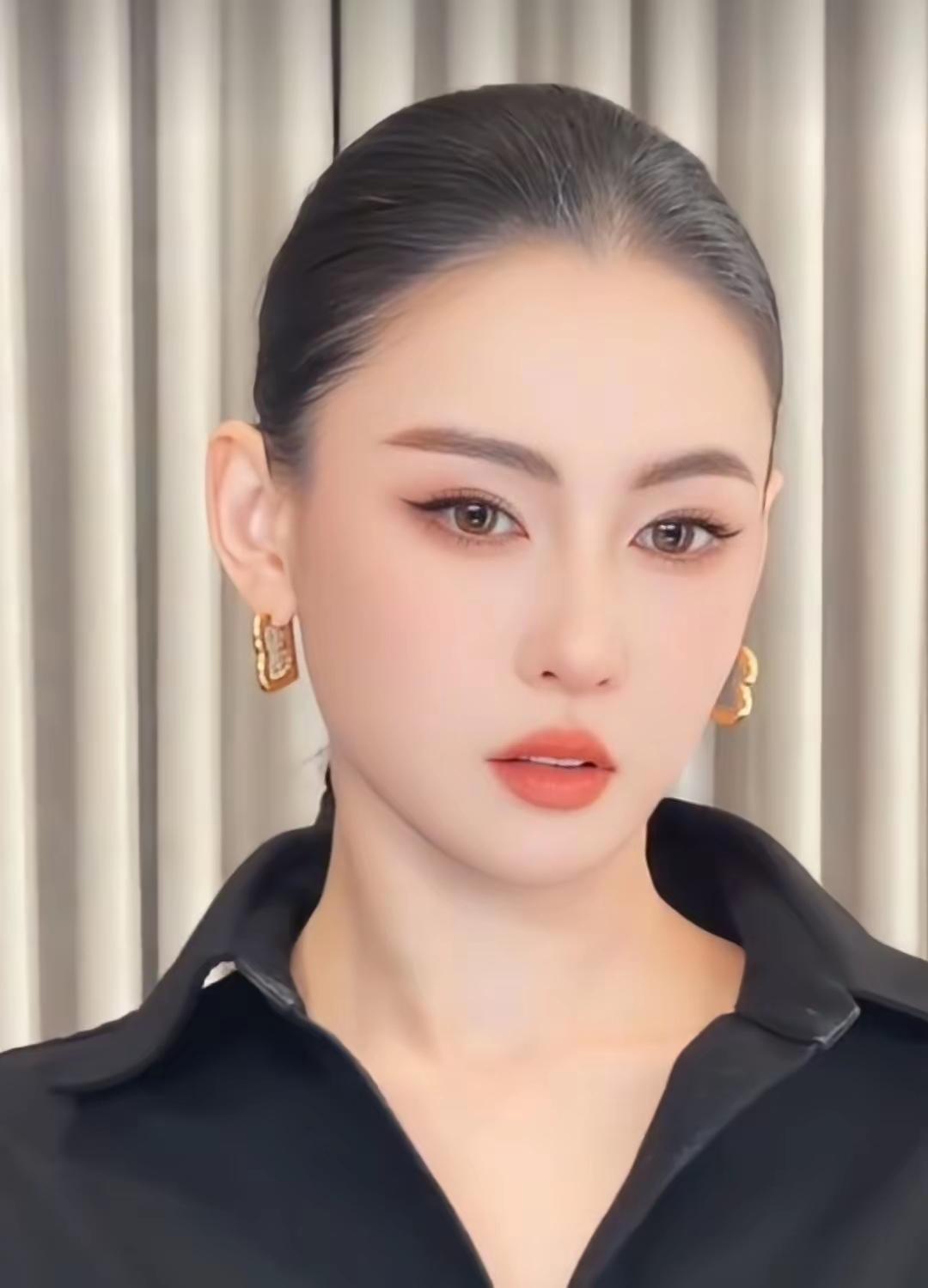 张柏芝的这双眼睛，简直能勾魂摄魄！他是我老公20岁时的女神，也是30岁的女神，4