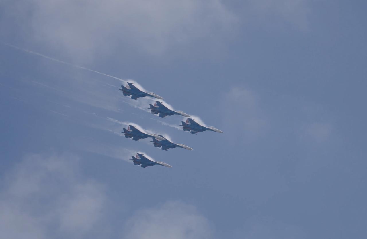 24架苏-35该怎么处理，现在成了一个让人头疼的问题，咱们空军手里的这批苏-35