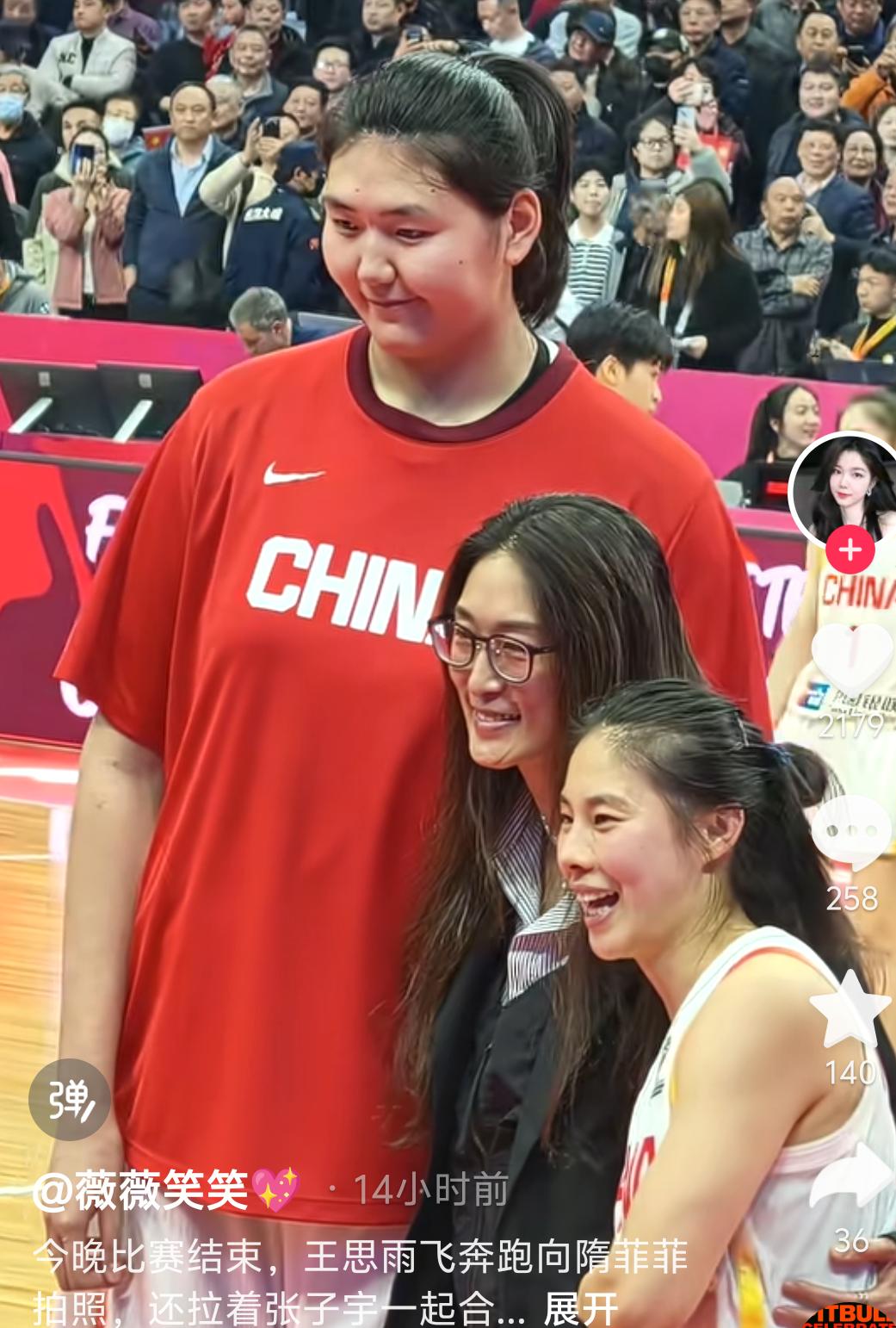 不结婚真的老的慢！47岁的隋菲菲还是这么年轻漂亮，岁月在她的脸上没有留下任何痕迹