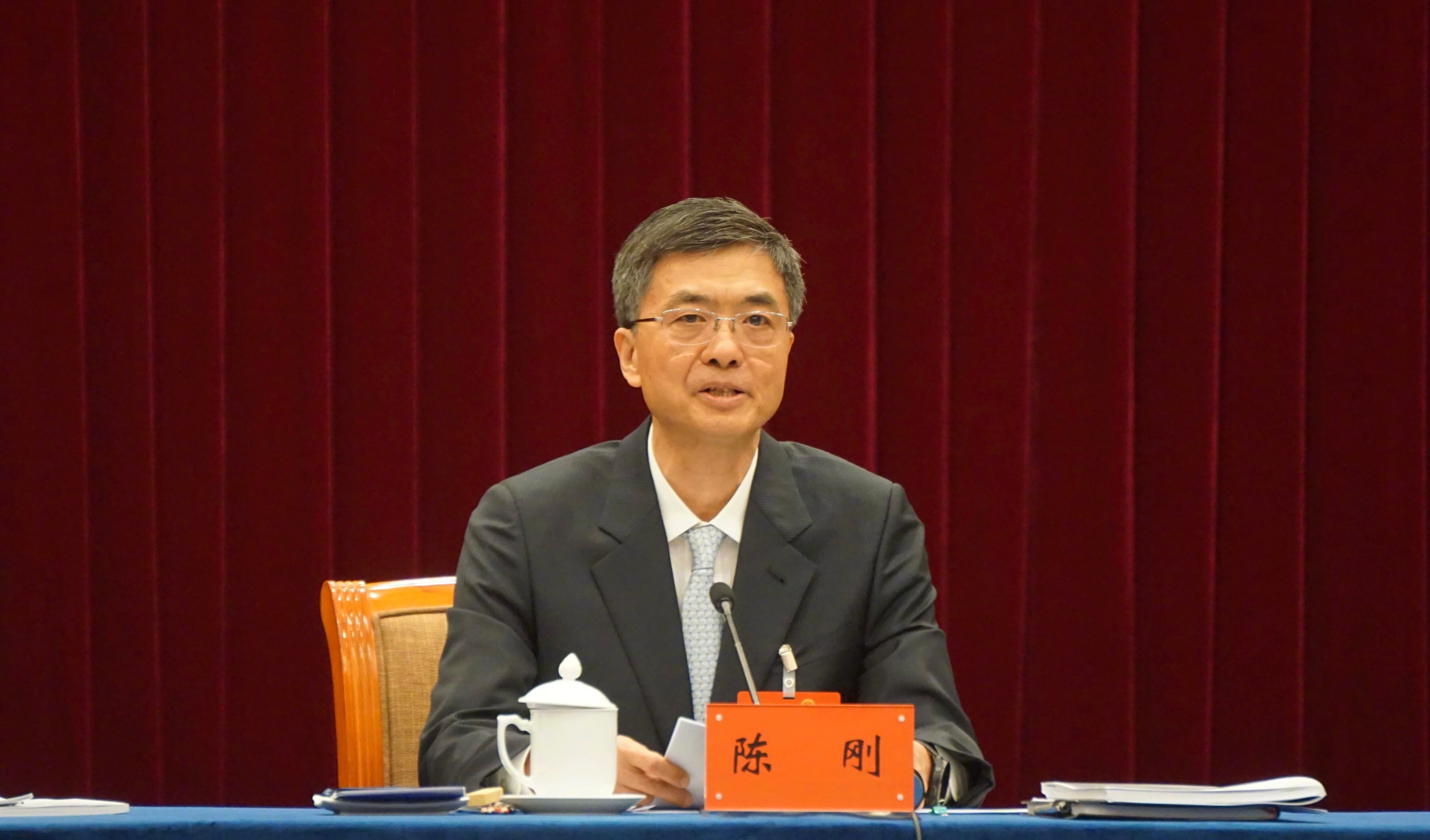 【全国人大代表、广西壮族自治区党委书记陈刚：今天就“亮亮家丑”】3月6日上午，十