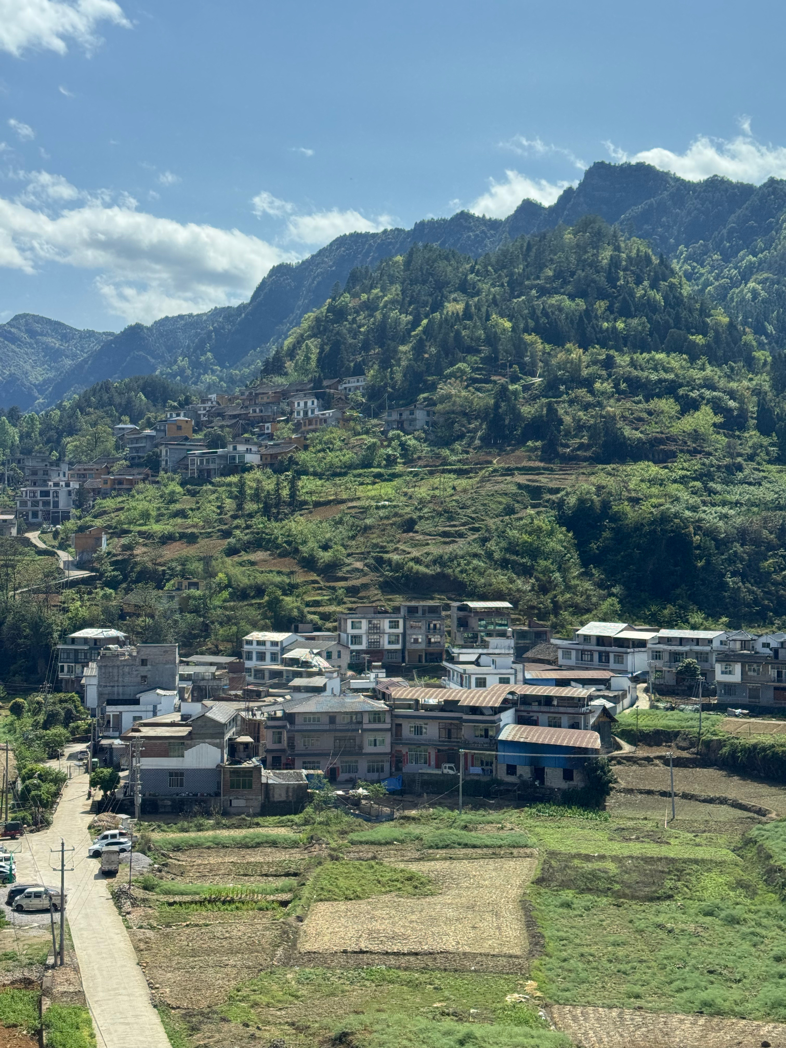 您就说我是不是铁腚吧，两天，来回加一起13个多小时高铁🚄经过这一次的经历，我大