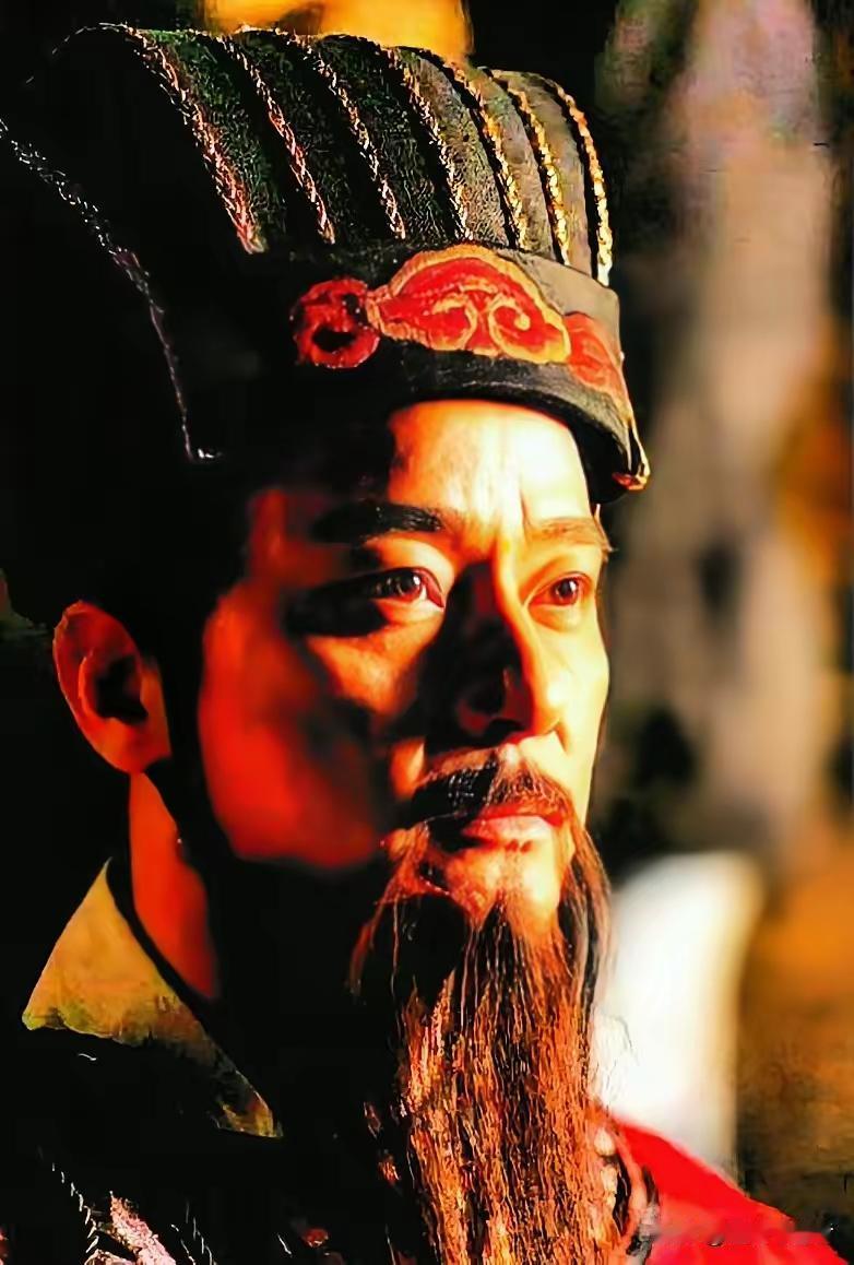 1573年，张居正刚当上首辅，第一件事就把满朝文武的下巴惊掉了。他不查账，不裁员