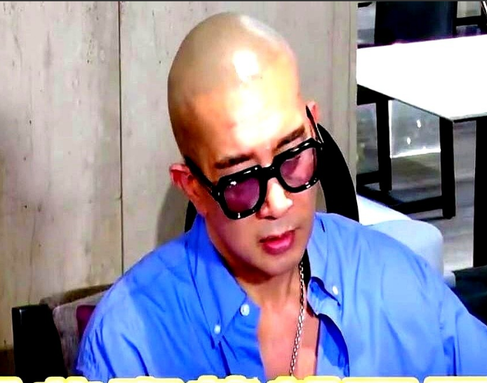 黄春梅真的老糊涂了！小s已经意识到大事不妙了，可惜她的妈妈黄春梅还毫无察觉，
