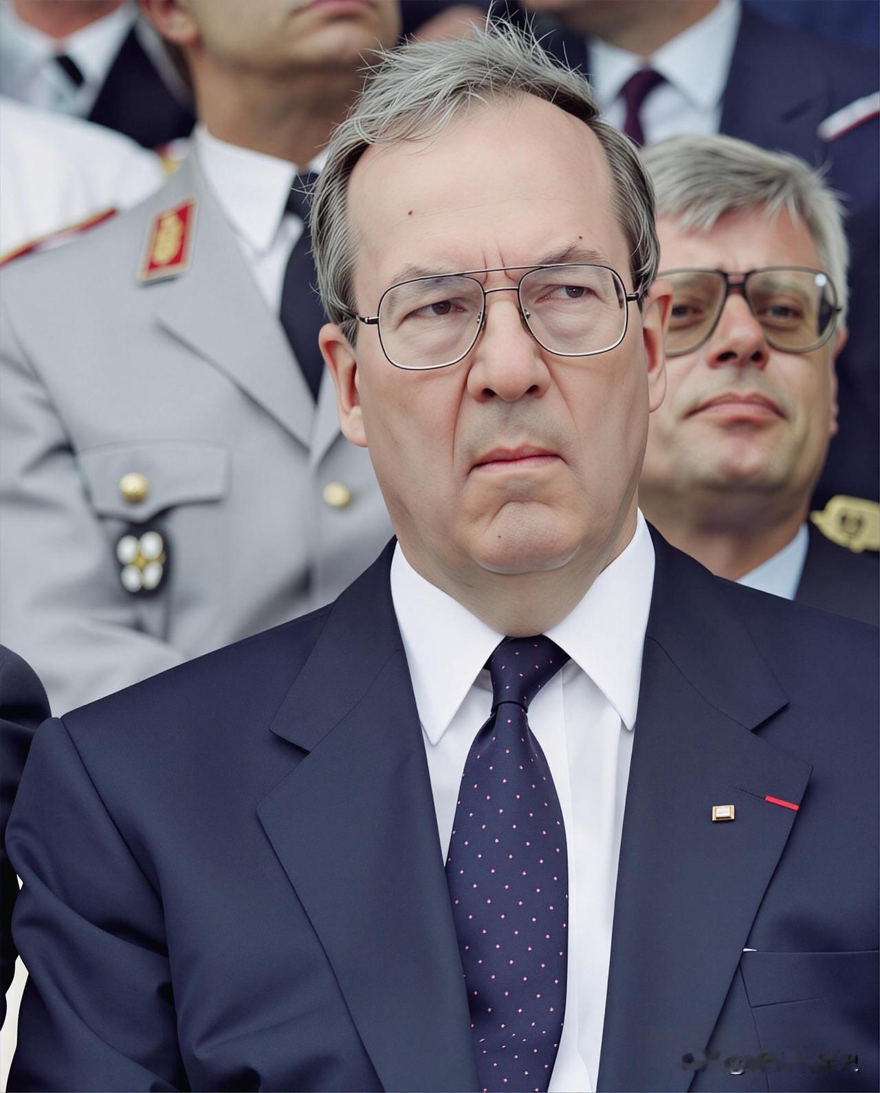 曼弗雷德·隆美尔（1928-2013）是“沙漠之狐”埃尔温·隆美尔元帅的独子，但