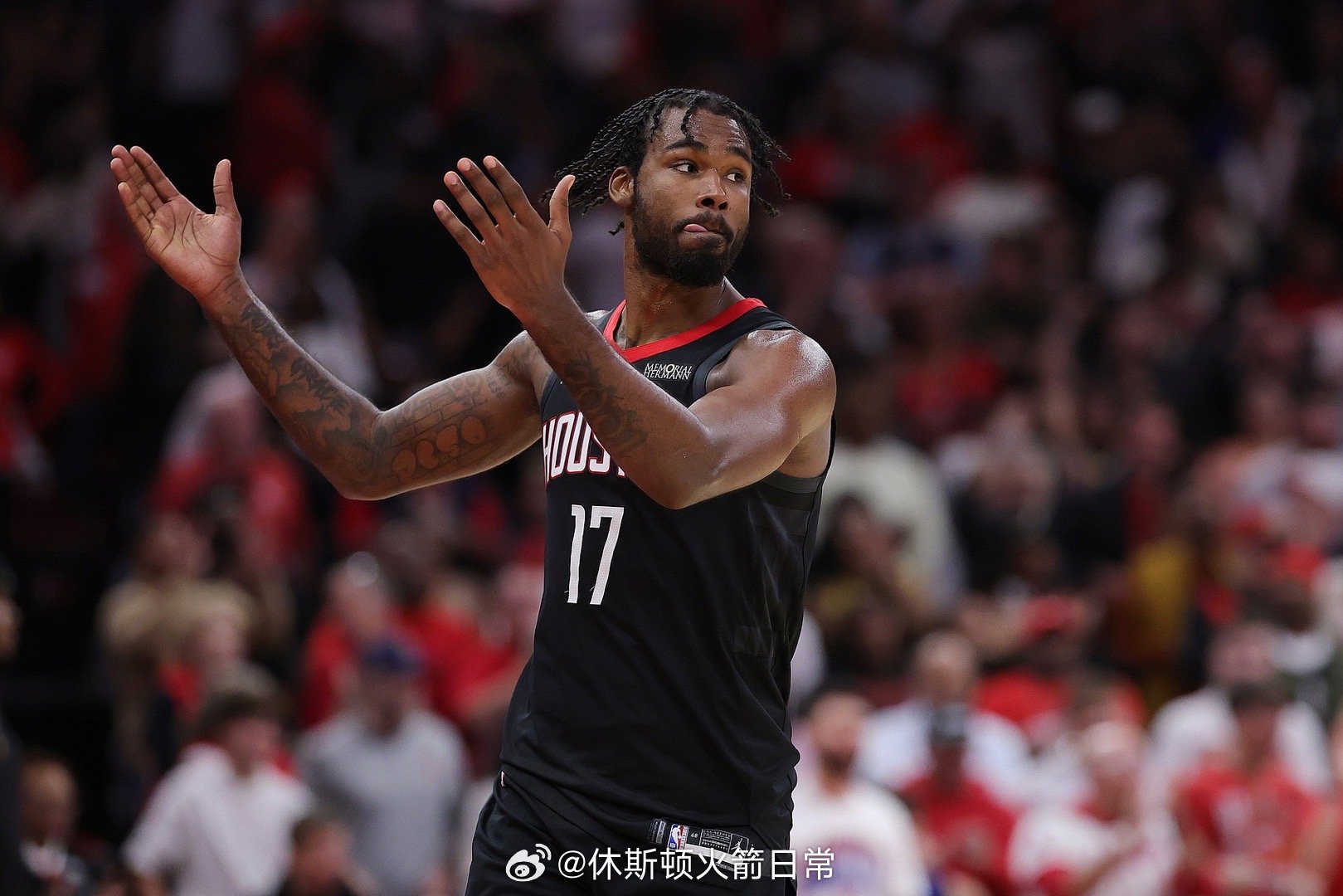 记者：塔里（伊森）今晚只打了19分钟，是什么导致他的出场时间比较少？乌度卡：我觉