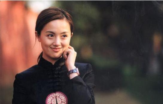 谁能想到一位香港资深的演员，因为缅怀朱媛媛而被网友吐槽。朱媛媛去世，那是演艺界