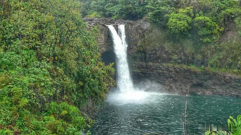 处世必备15个心计守则1．谈生意——留证据2．交朋友——防三分3．遭诋毁