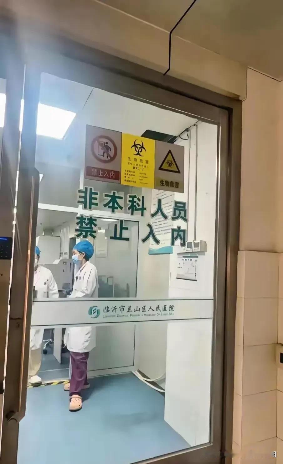 一字之少，谬以千里。那么，你能看出来少了什么字吗？