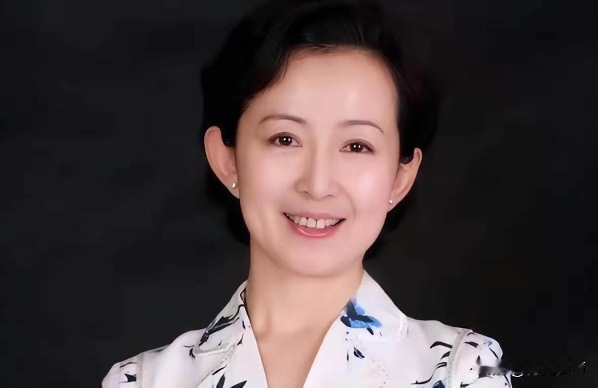 中戏刘红梅走了明面上看，她的成就不如徐帆，也不如江珊和胡军，但是她的一项创举至