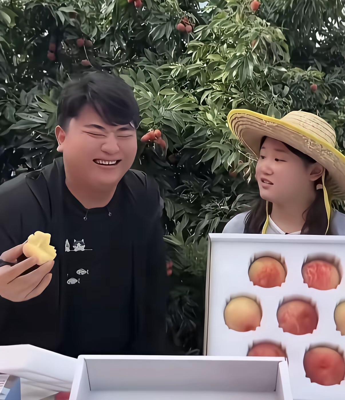 抖爸爸新出一对搞笑主播，全进华张家齐，你只管窝窝吃，记住了吗？你数学也不行，一斤