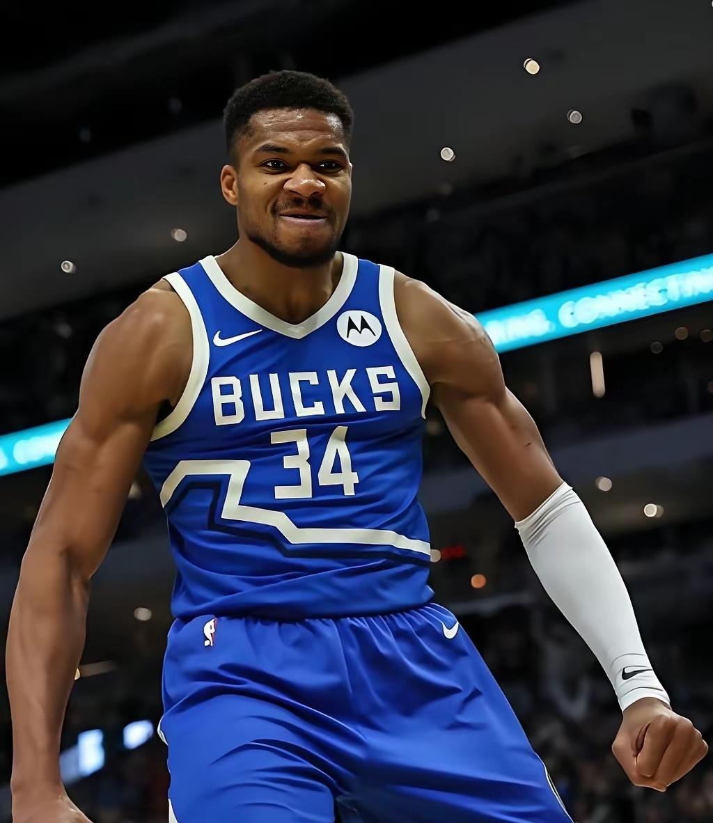 字母哥离队传闻发酵，火箭两套换字母哥的“土豪方案”引发热议，实则均不现实。​​