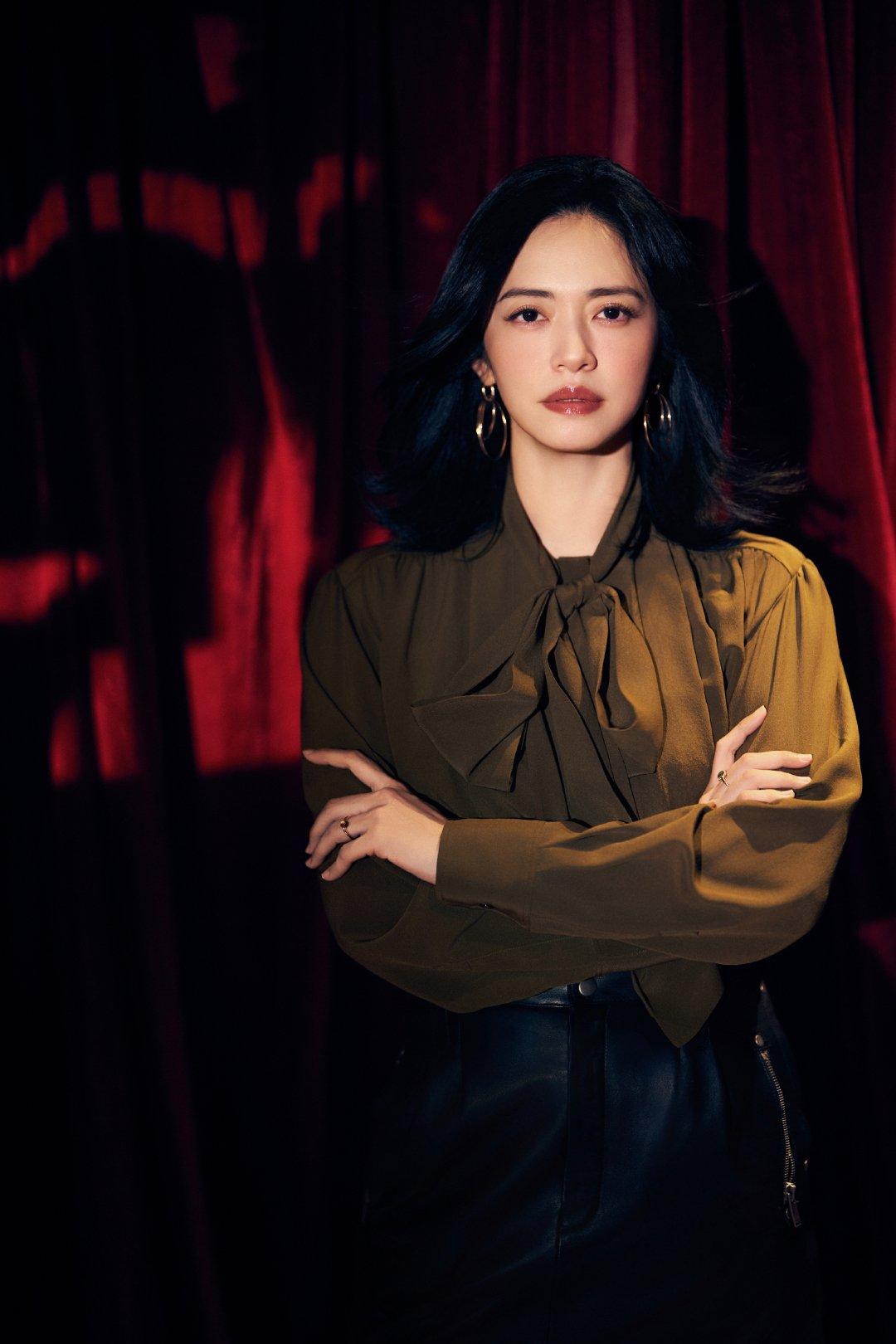 最近一年多以来，姚晨女士:和旺仔小乔合拍，不久后该网红塌房。监制电影《生息之