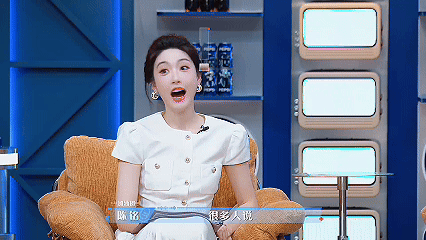 孙乐言是许我耀眼忠实粉丝孙乐言在offer7里被现场cue到《许我耀眼》原型的热