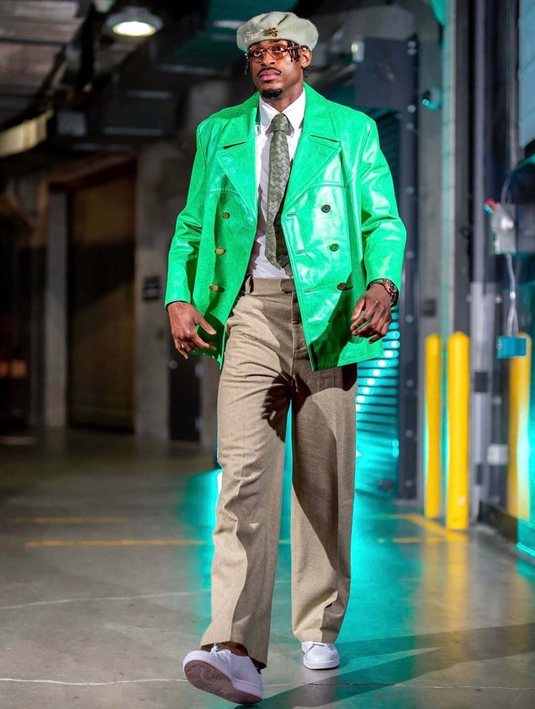 彪哥昨日穿搭范德比尔特