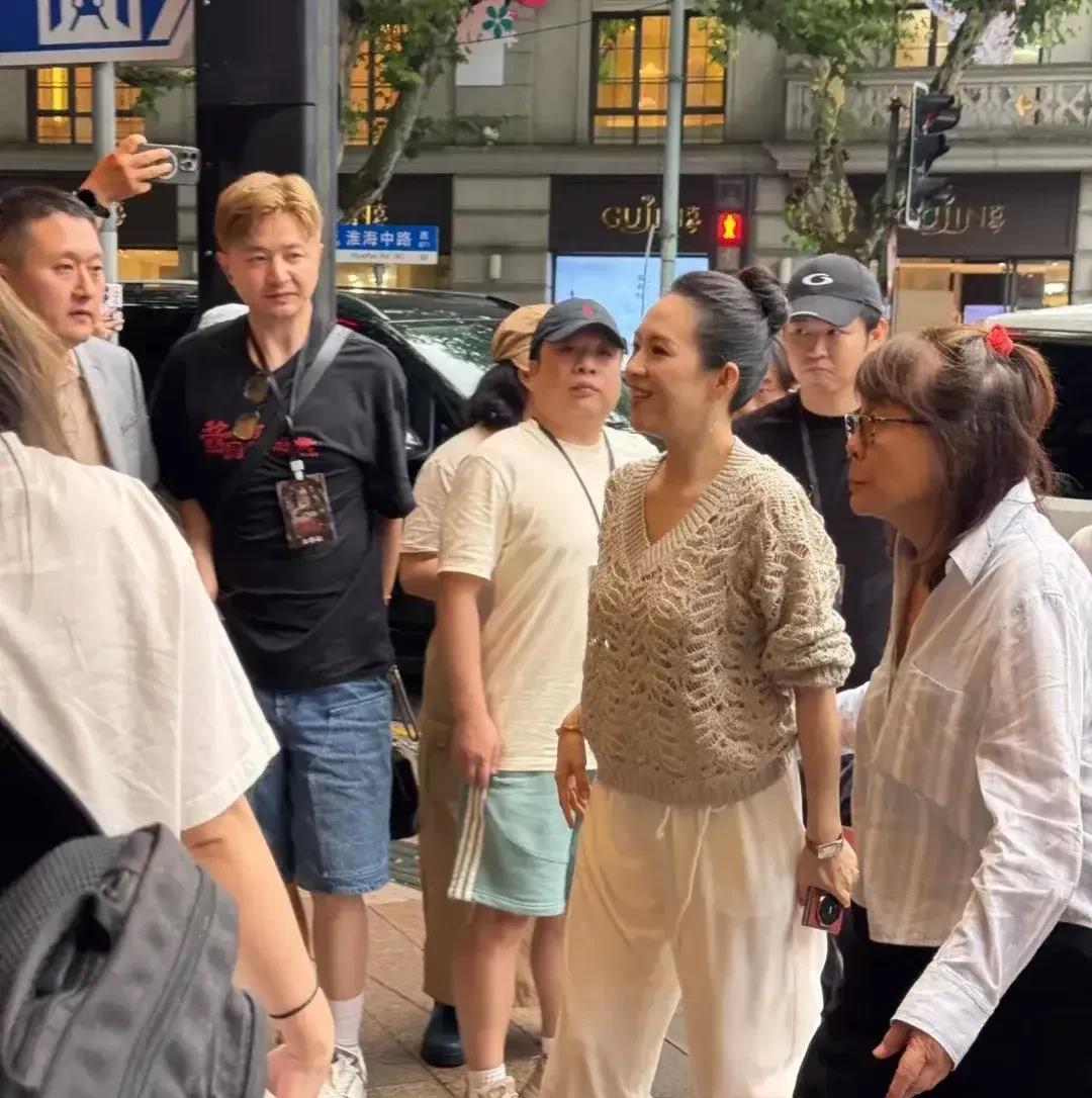 终于知道，汪峰为什么离婚了。