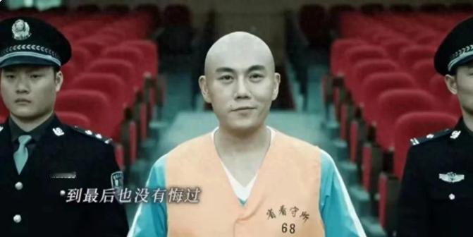 秦昊这次演的卢少骅，简直能把人吓出一身冷汗！那眼神，那做派，完全不像演的，就像