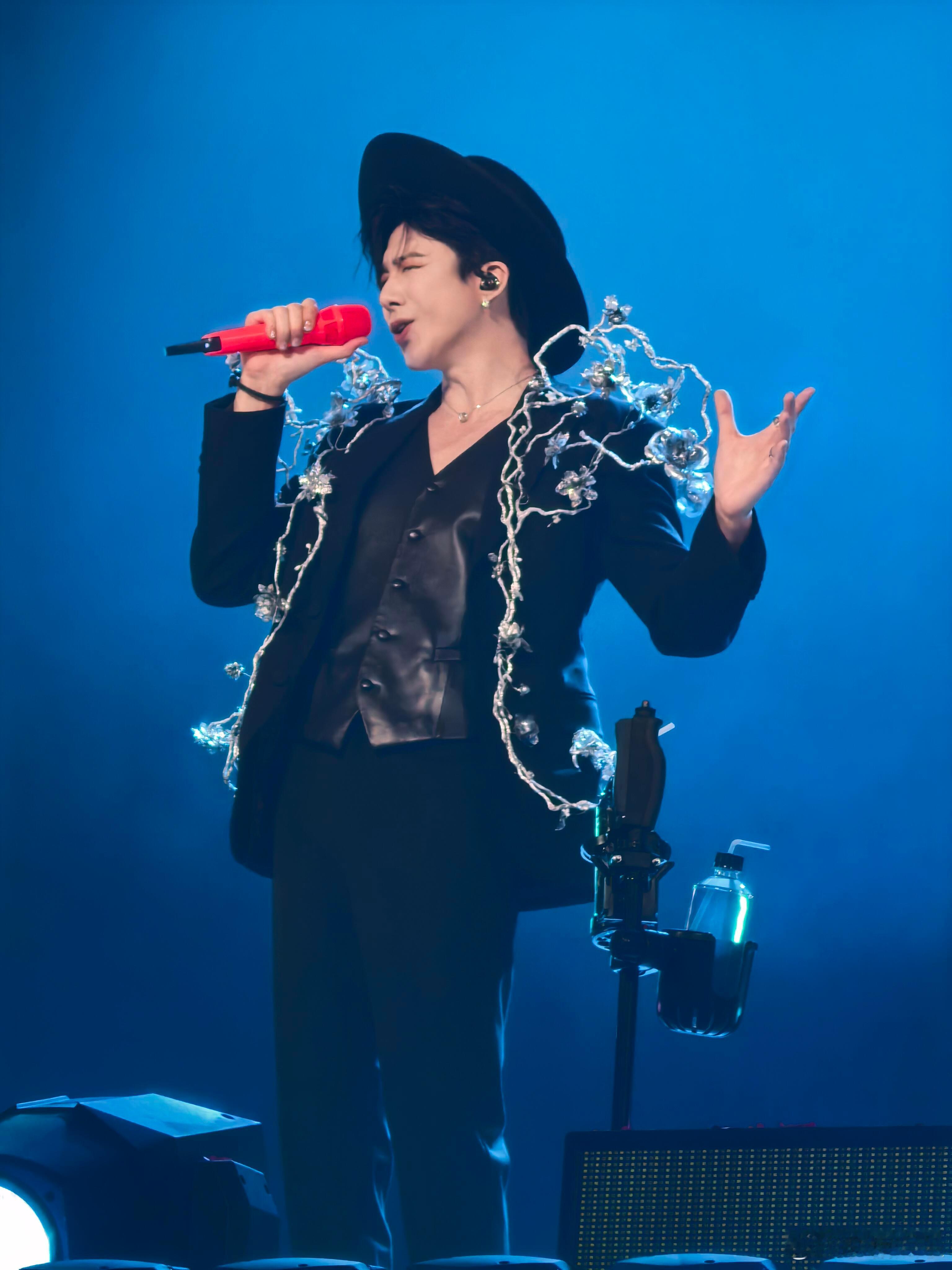 刘宇宁怼不过的女人出现了演唱会的精彩不止在舞台，更在观众席，刘宇宁这次算是遇到了