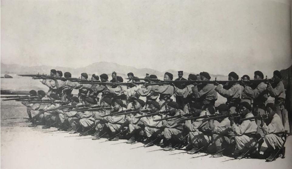 清朝打不过英国，打不过法国，打不过德国，打不过俄国，打不过日本，打不过美国，打不