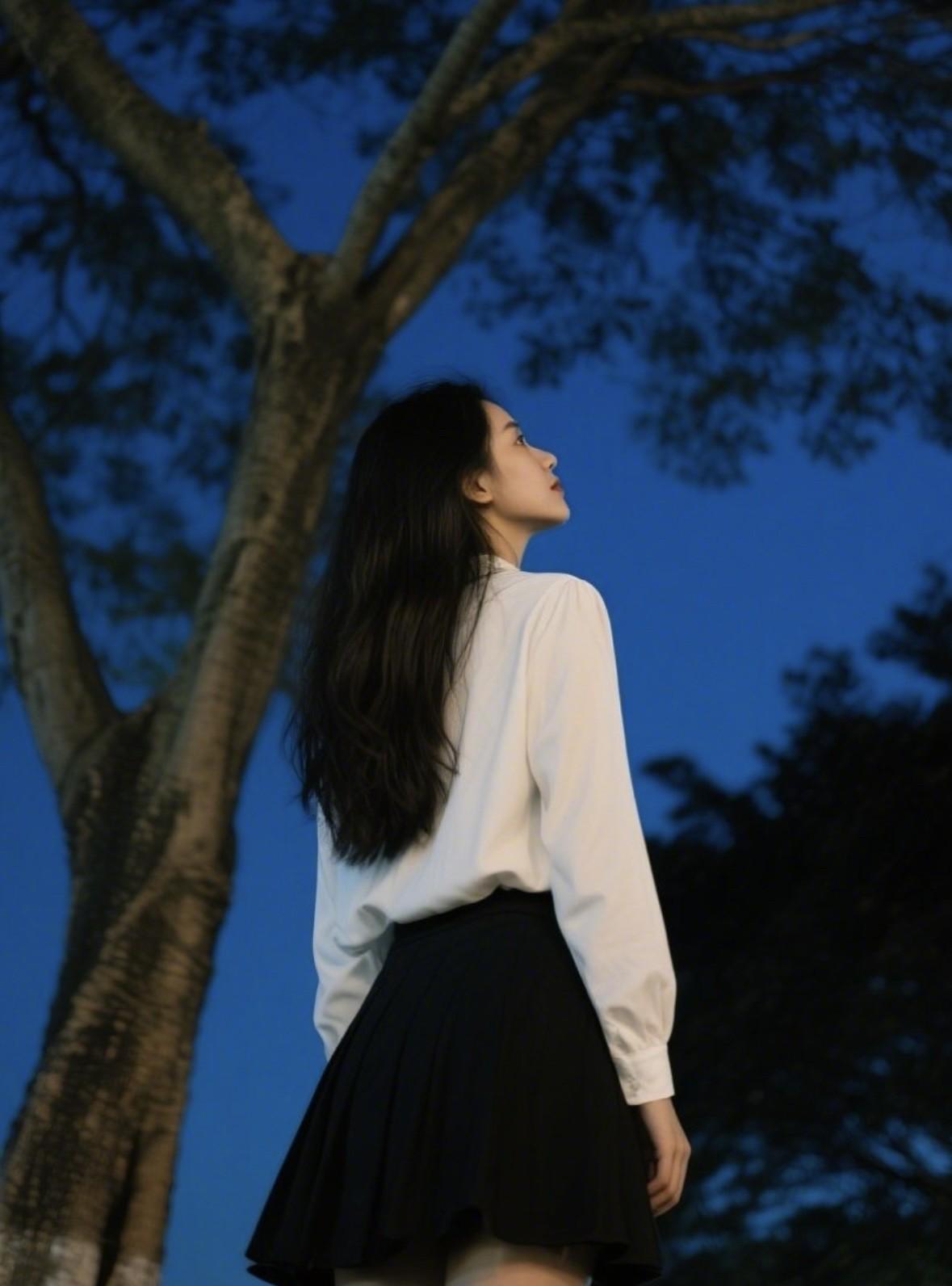 凡是过了30岁，那些还没嫁出去的女孩都是有原因的！原因无外乎就是眼光太挑，要不就