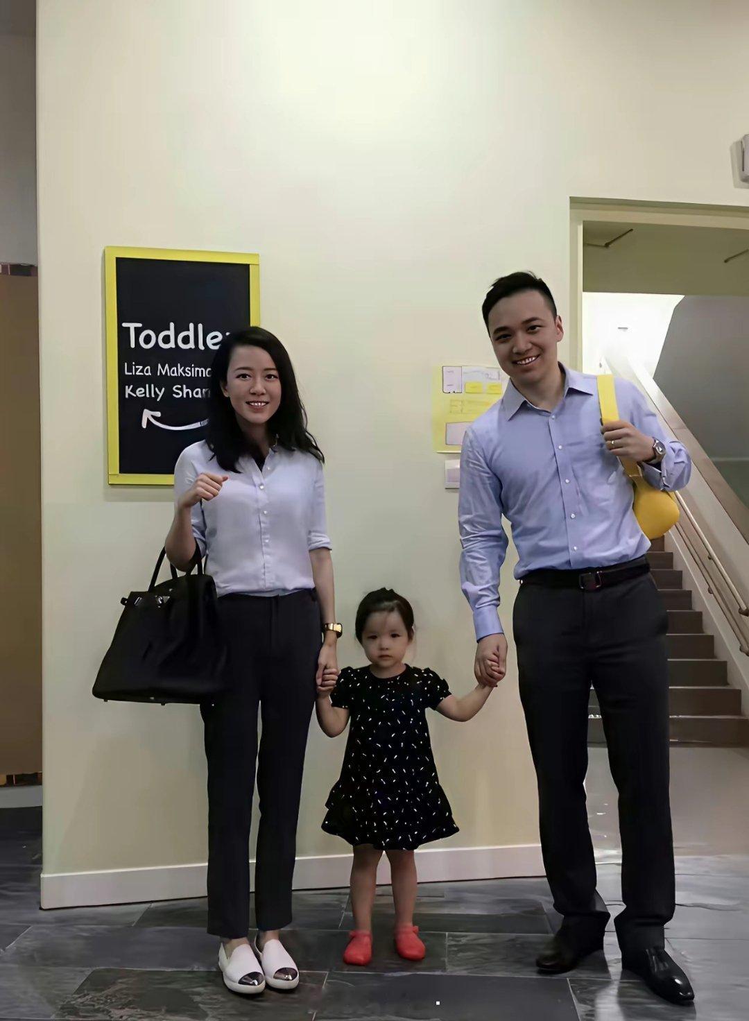 明明爸爸妈妈100%纯中国人，但移民美国后，原本国内出生的孩子面相就逐渐变了！而