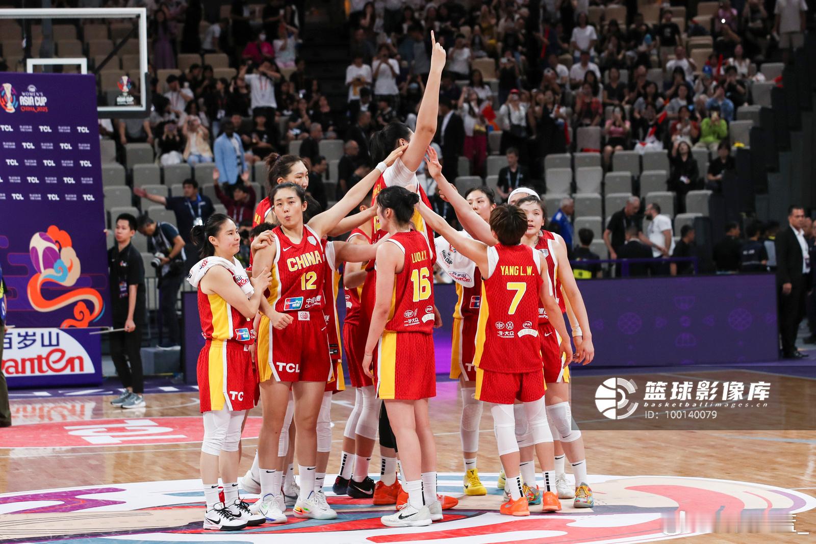 【世预赛解签：中国女篮抽中上签前景明朗仍需谨慎应对】今晨，2026女篮世界杯预