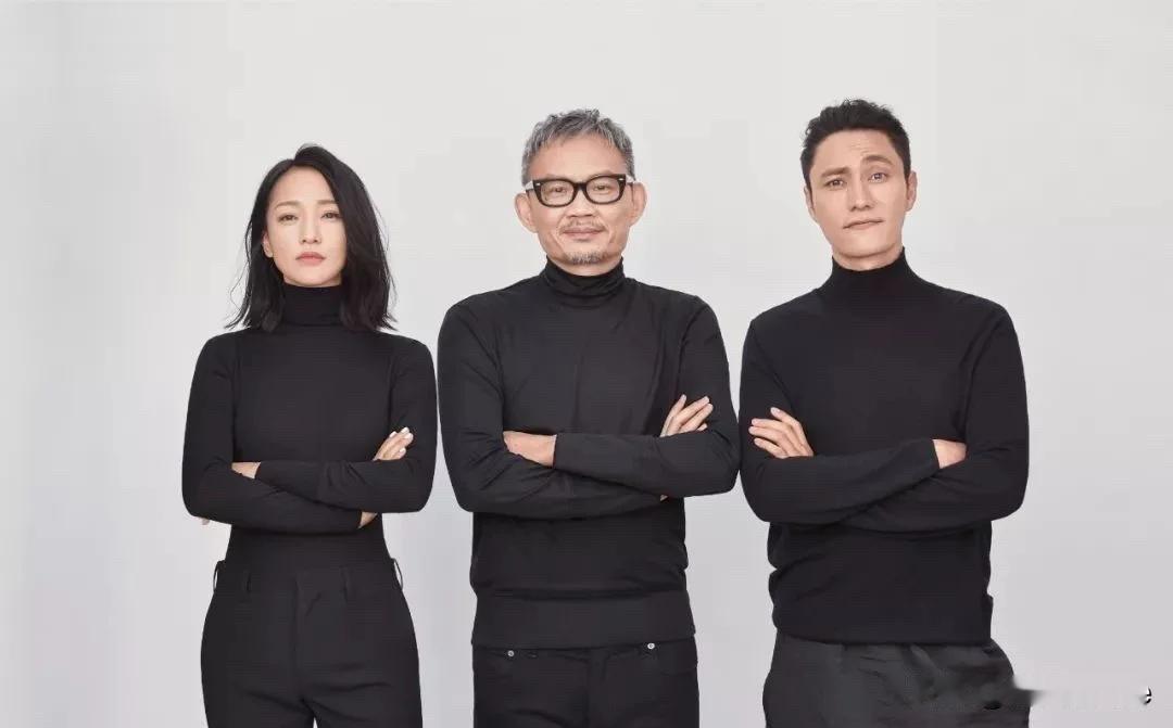 11月8日，王家卫录音蛐蛐名单➕2！王家卫想让秦雯办夏令营搜集学员剧本，秦雯助