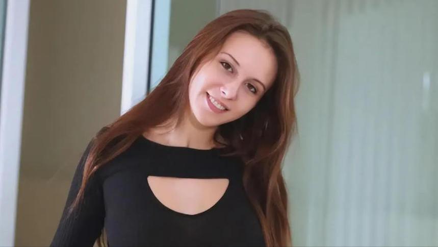 破防了！匈牙利美女当众直言：我们与中国同宗同源，愿中国越来越强，刷到一则视频，直