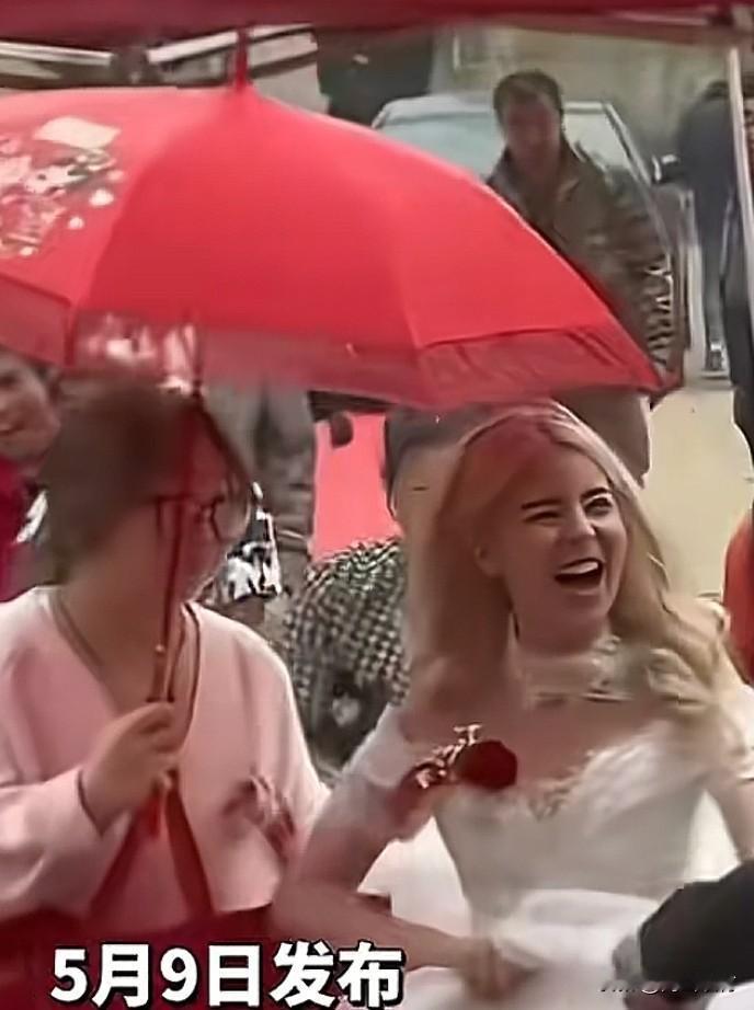 大概率是因为，让人回忆起了婚姻爱情原本的样子，而不是现在这种充满铜臭算计的生