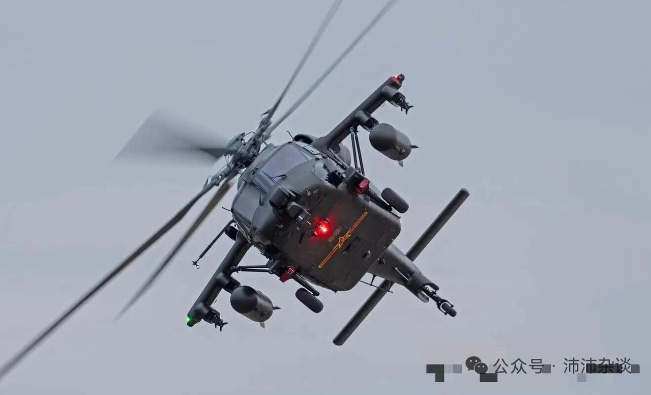 12月12日，据央视军事网站报道，国产直20武装直升机高清大片，中国🇨🇳陆军