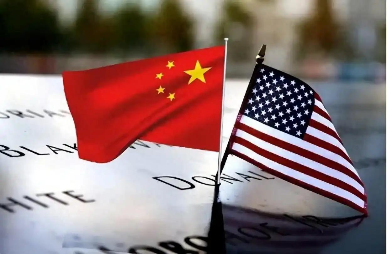 低估美国可能是一个致命错误 近两年，“美国衰败论”在网上热度不减，尤其是最近