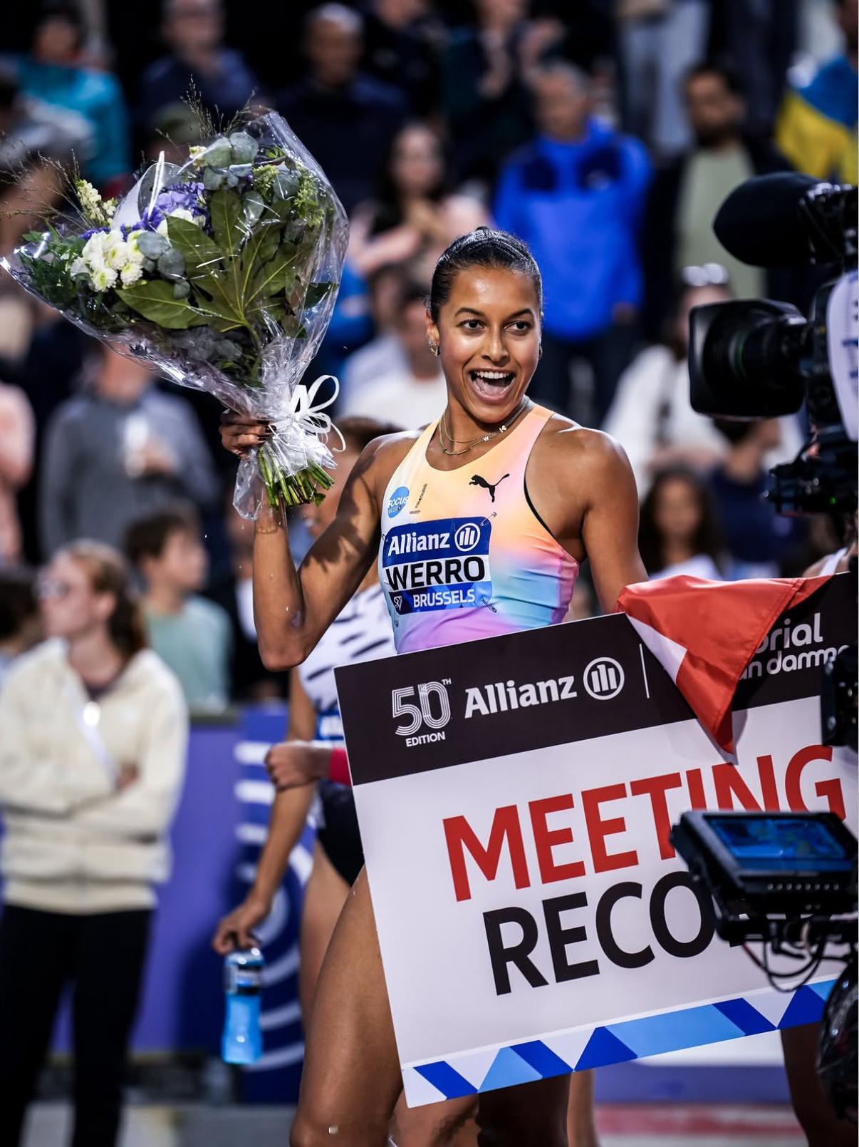 2026钻石联赛布鲁塞尔总决赛女子800m争夺，🇨🇭韦罗跑出1分54秒75