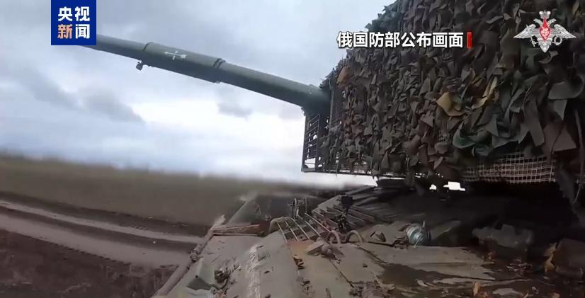 【俄称继续在红军城推进乌称加强守卫】俄罗斯国防部11月6日发布战报称，在顿涅茨