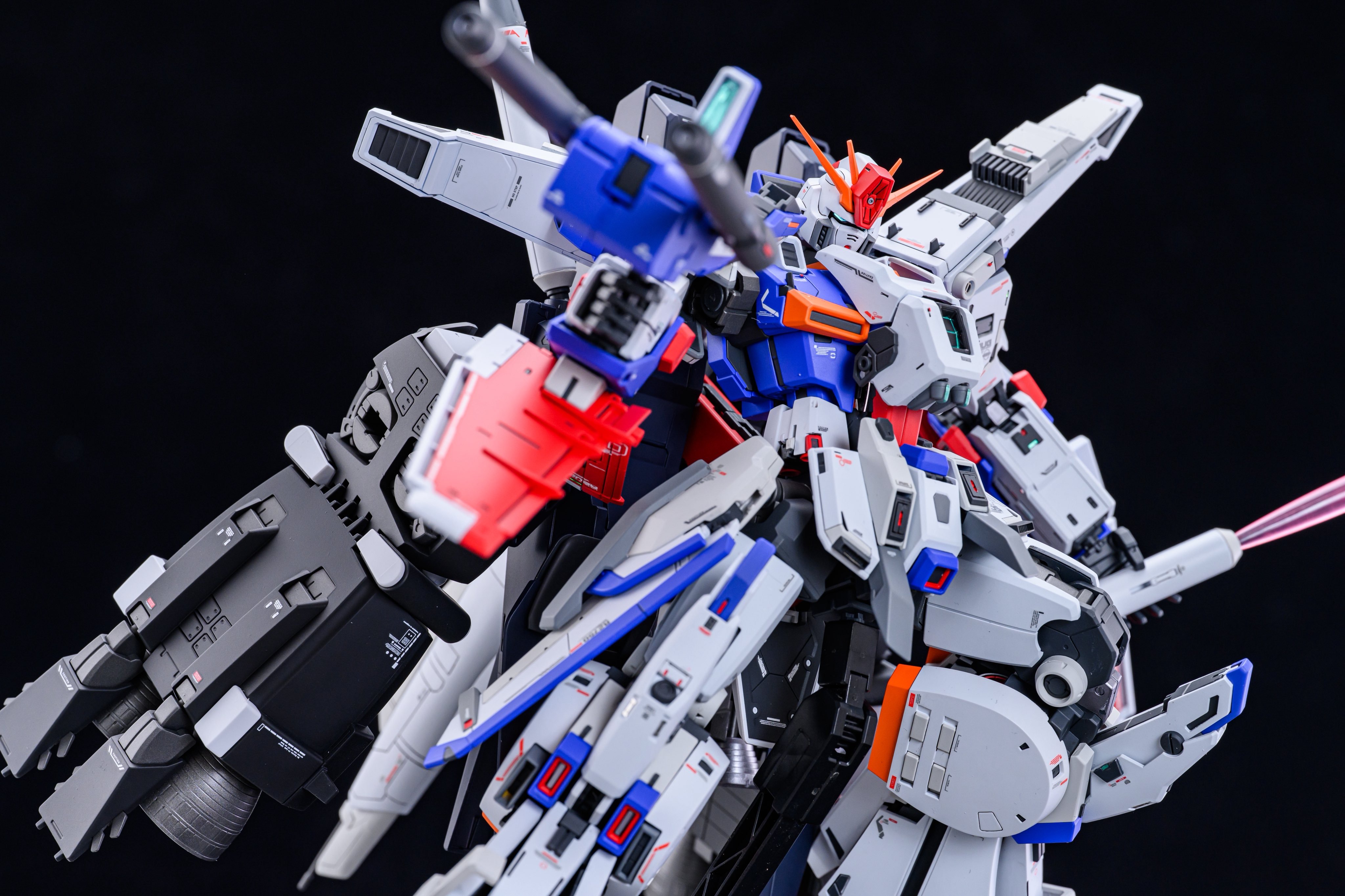 MG高机动型ZZ高达（byらいなーマン）高达模型高达模型​​​