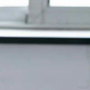 青岛偶遇关晓彤4月29日，青岛万象城惊现关晓彤身影！素颜逛街被路人抓拍，瞬间冲上