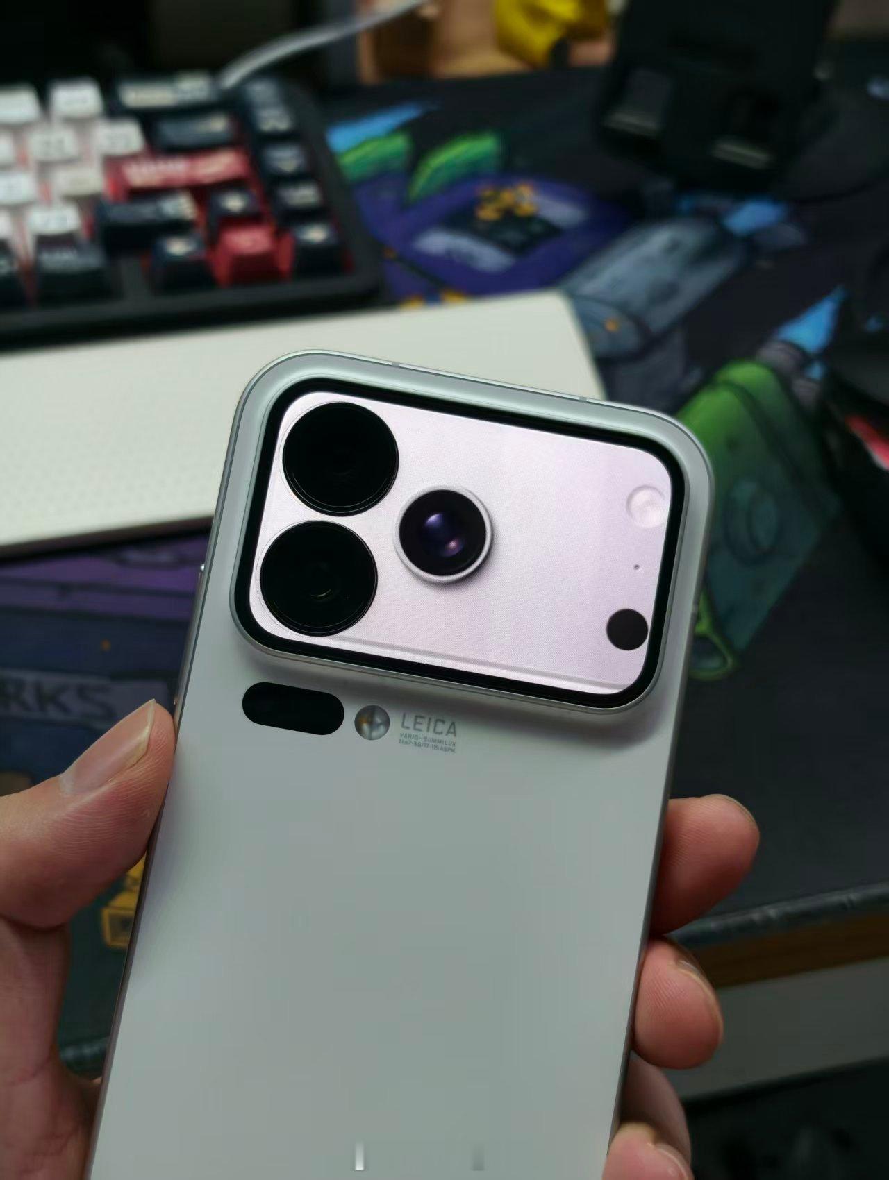 年轻人的第一台17Pro，也可以是小米17Pro[墨镜]​​​