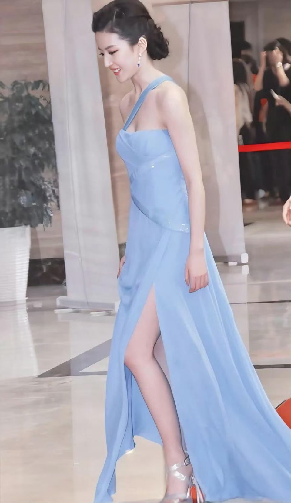 刘亦菲刘亦菲刘亦菲