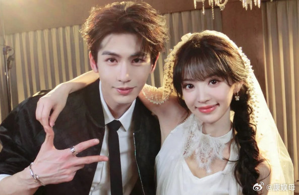 路过的狗都得蹲一下二搭……谁懂田曦薇张凌赫二搭