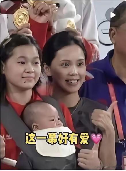 终于搞明白了全红婵为什么如此受欢迎全红婵的这一句话和一个动作瞬间就暴露了她的