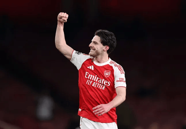 内维尔: 没人能替代赖斯;未来两三年枪手有实力赢得欧冠