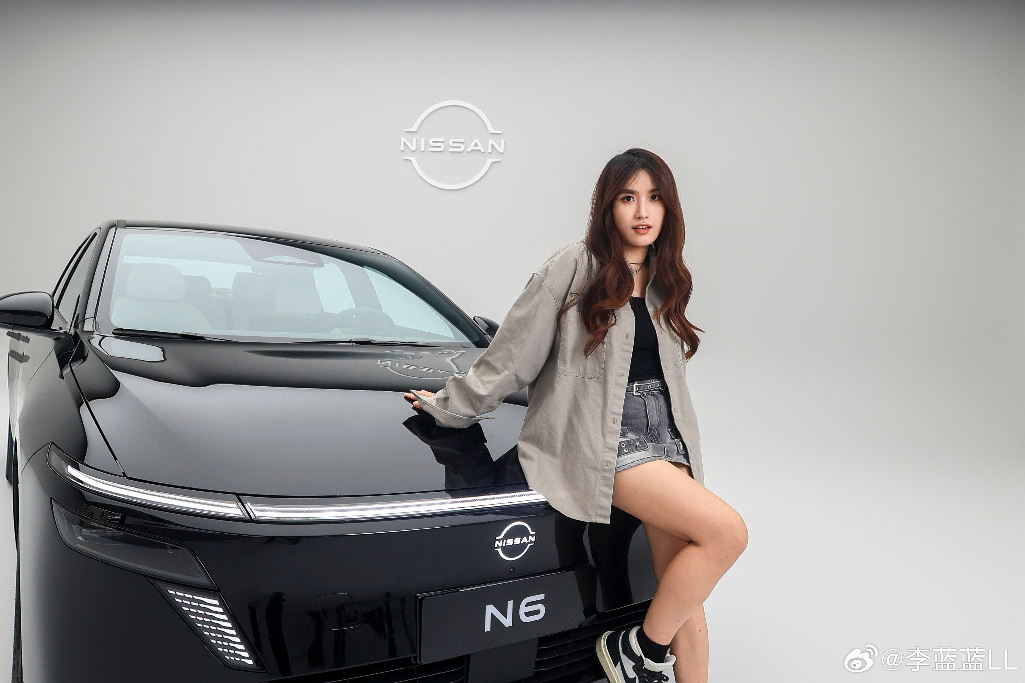 东风日产有了N7的成功经验，变得越来越感性，越来越文艺了。N6，是一台插电混动车
