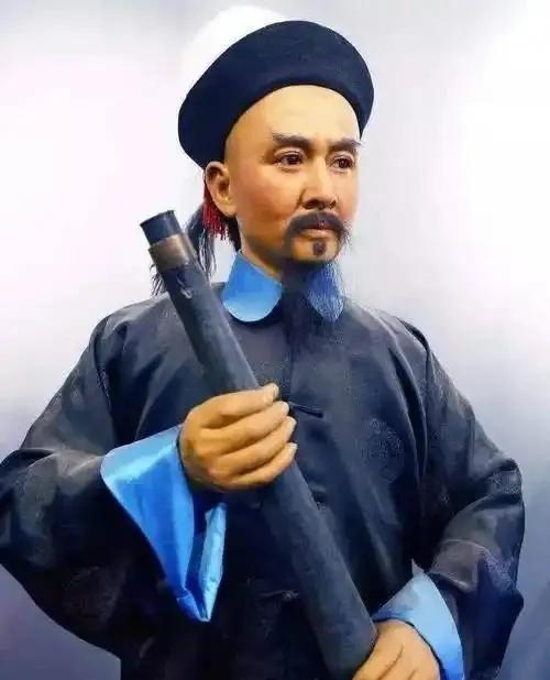 1844年，道光帝朱笔一挥，将民族英雄林则徐“发配”新疆伊犁。刑部官员们却