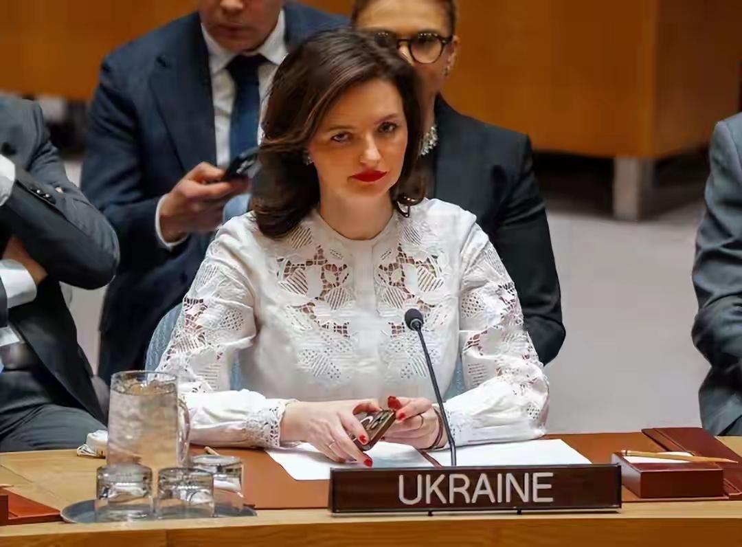 乌克兰人似乎要走火入魔了，他们丝毫不掩饰对俄罗斯人的厌恶！众所周知的是，俄罗