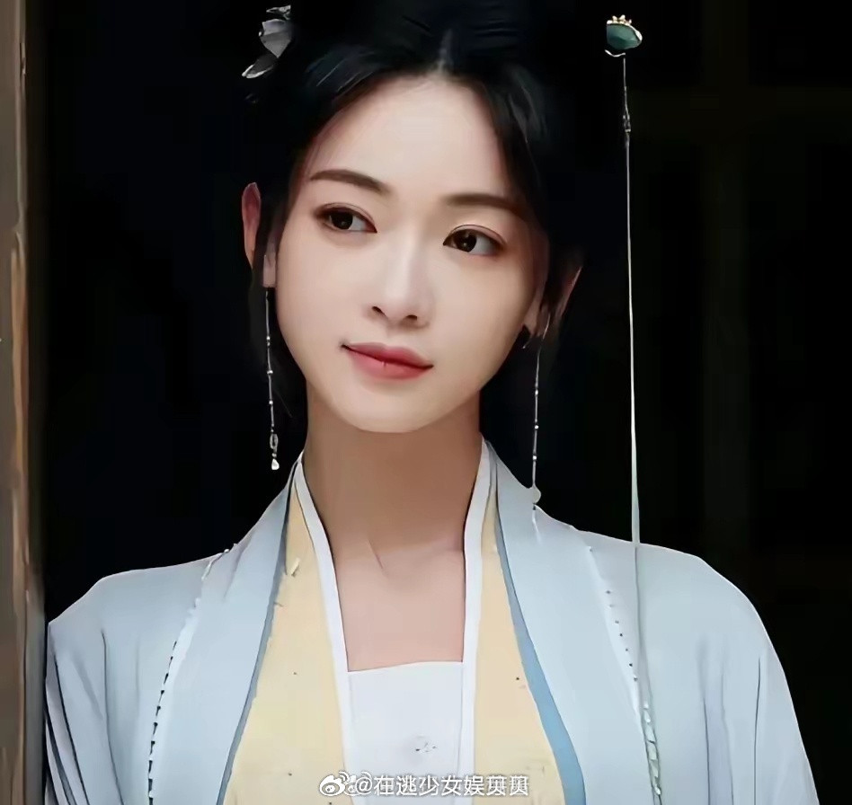 很奇怪为啥同样是古装戏，同样是大女主，为啥杨紫的戏就没有吴谨言的戏吸引人呢？