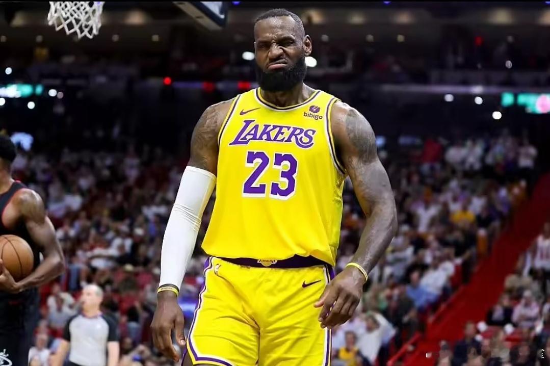 湖人火箭双向奔赴53胜29负！湖人刷新詹姆斯加盟以来最佳战绩NBA常规赛，湖人主