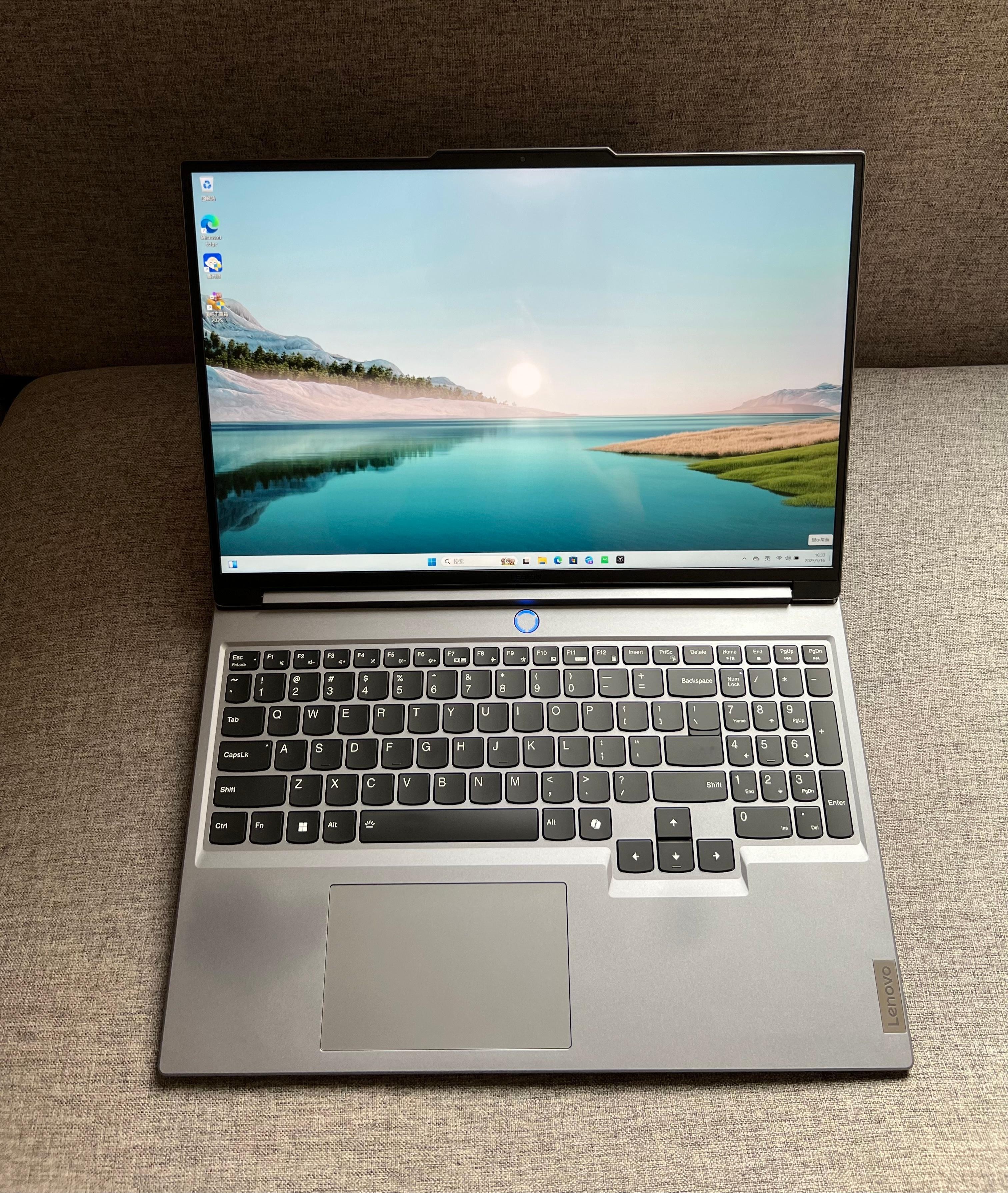 2024款联想拯救者Y7000Pi7-14700HX+RTX407032G+