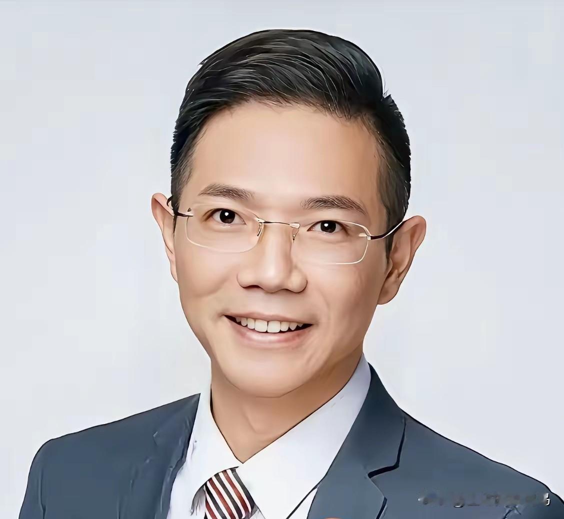 11月21日，李律被伤害案二审即将开庭。柴桑大姐提醒主播们，在关注李律案件时，