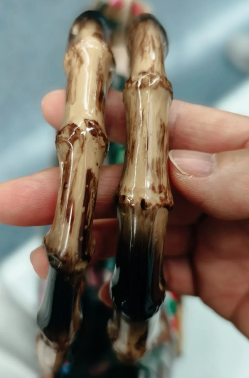 老妈能去养老院，婆婆为啥不能？我有一个发小，她和老公前两年都双双退休，他们家境