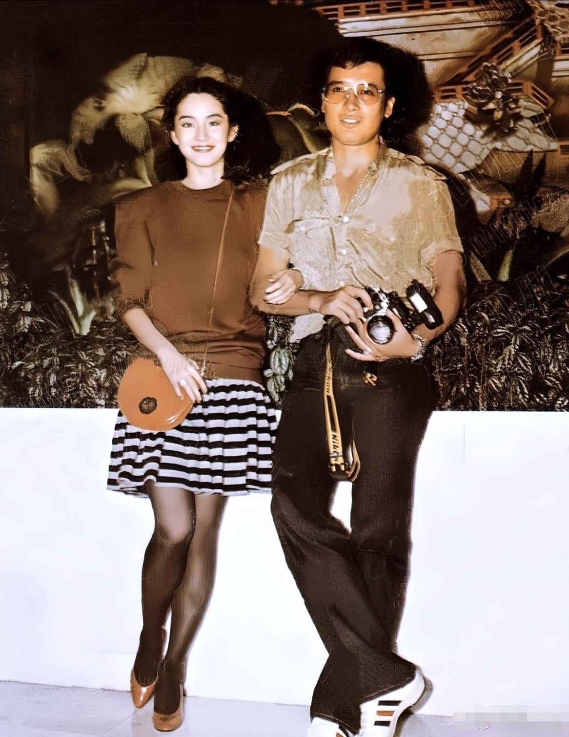 1981年，33岁的秦祥林与27岁的林青霞在美国旧金山刚订婚不久，二人郎才女貌，